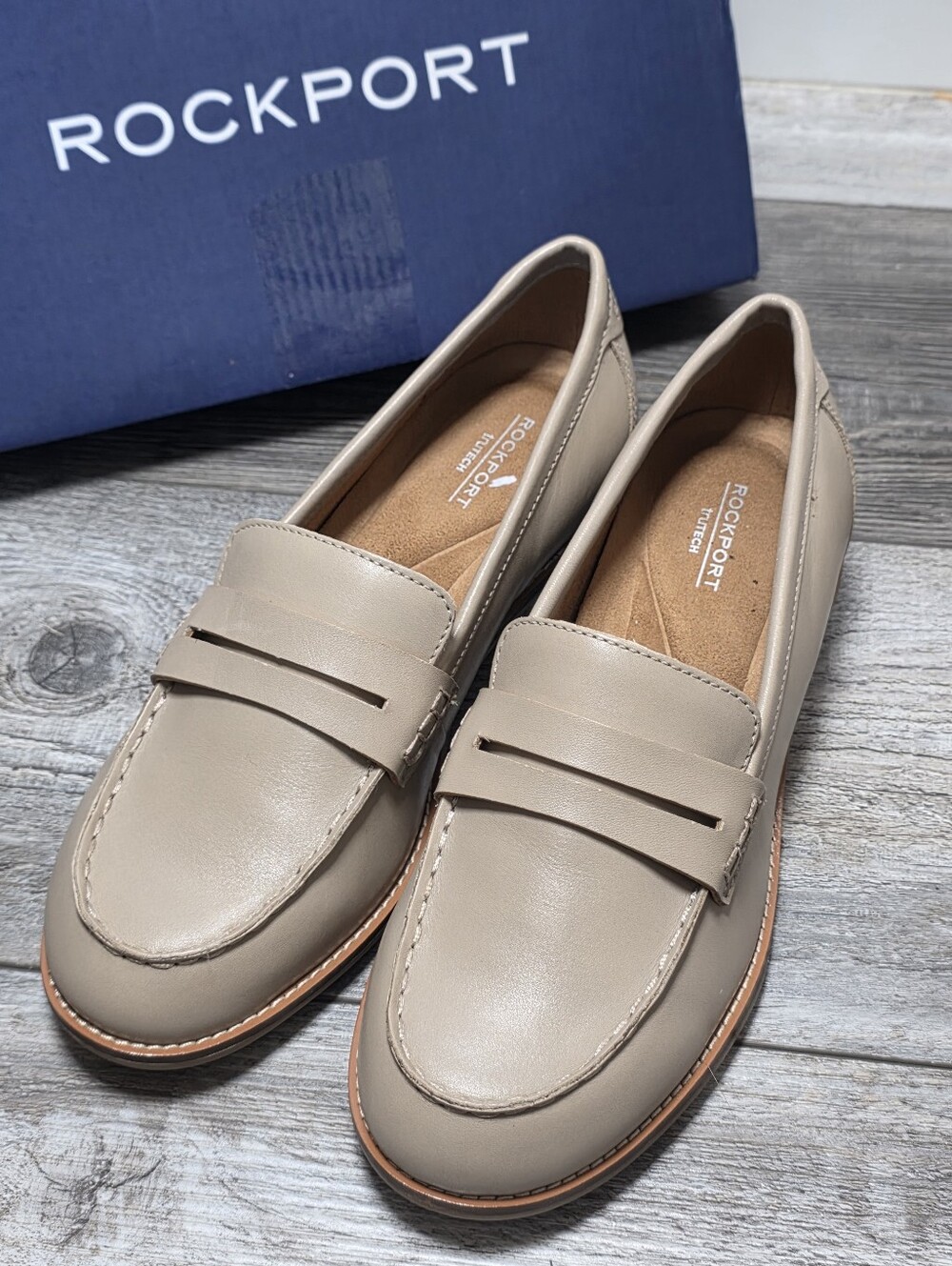 Rockport Women's Elisea Leather Penny Loafers Sz 6.5M *NWB